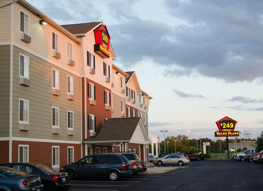 Groveport Woodspring Suites Columbus Southeast מראה חיצוני תמונה