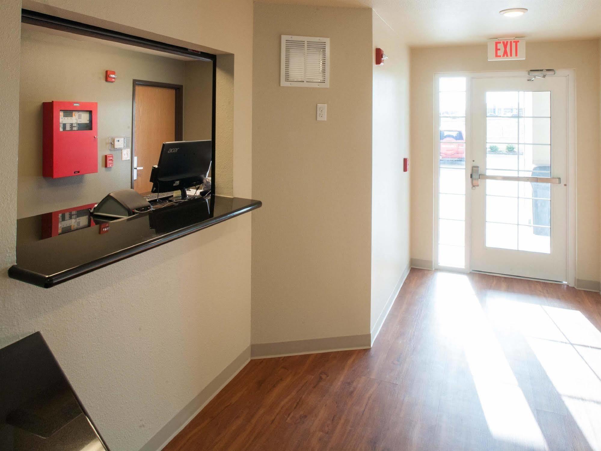 Groveport Woodspring Suites Columbus Southeast מראה חיצוני תמונה